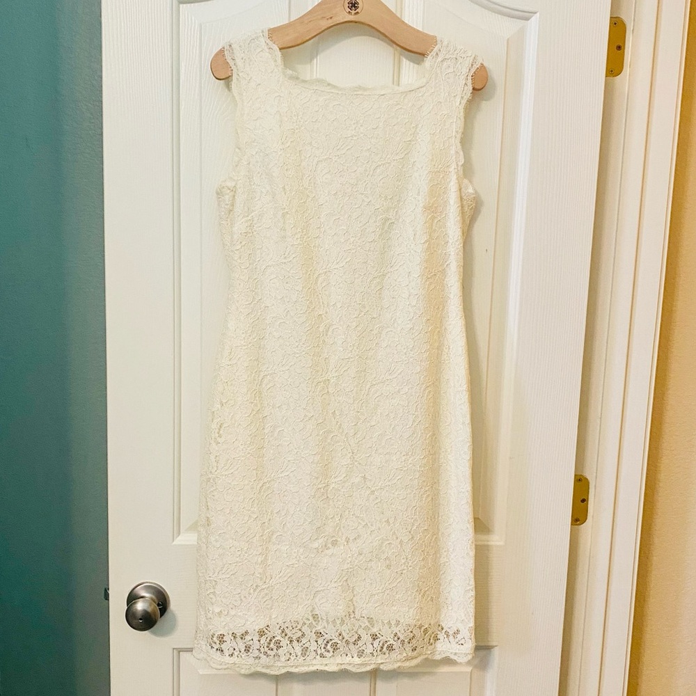 EUC Cache Women's Ivory Floral Lace Sleeveless Sheath Dress